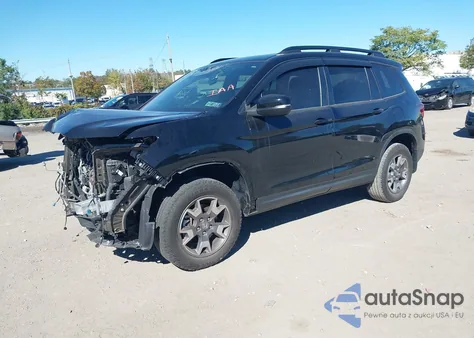 2022 Honda Passport Awd Trailsport z USA, uszkodzony, nr VIN 5FNYF8H65NB009441